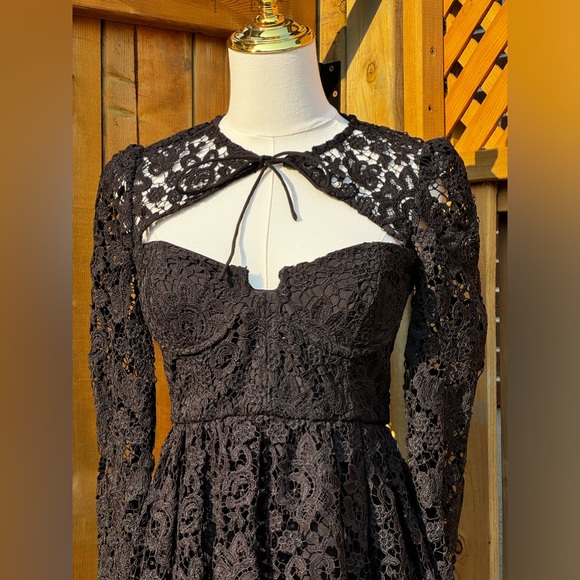 🆕 SELF-PORTRAIT 🧿 BNWOT Black Lace Tie-Neck Minidress, Sz US 2 / UK 6 - Picture 11 of 16